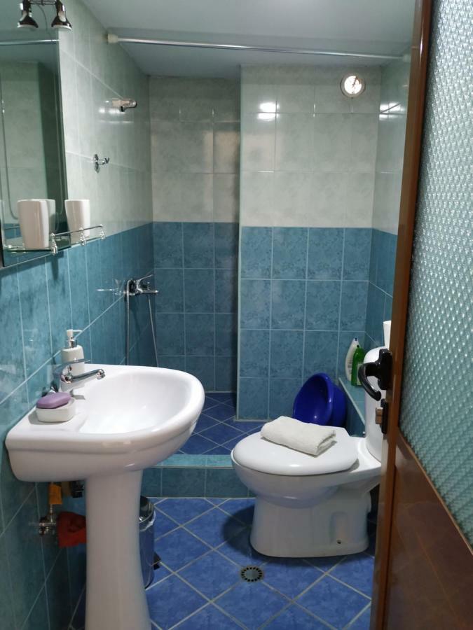 Cozy Sea Apartment Sarande Exterior photo