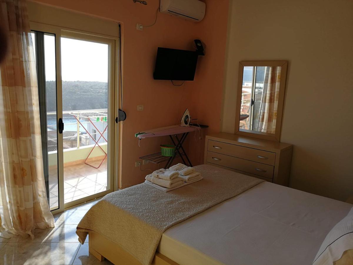 Cozy Sea Apartment Sarande Exterior photo